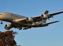 Etihad becomes first airline to operate single-use plastic-free flight