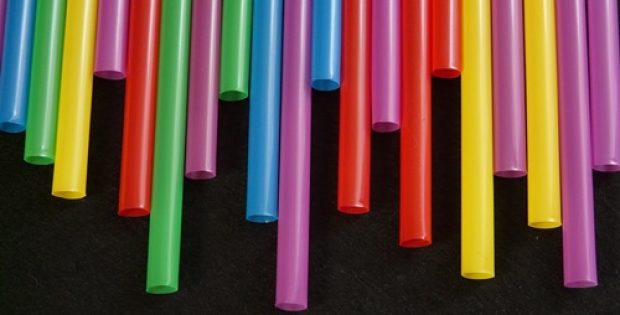 Law banning plastic straws in LA becomes effective on Earth Day